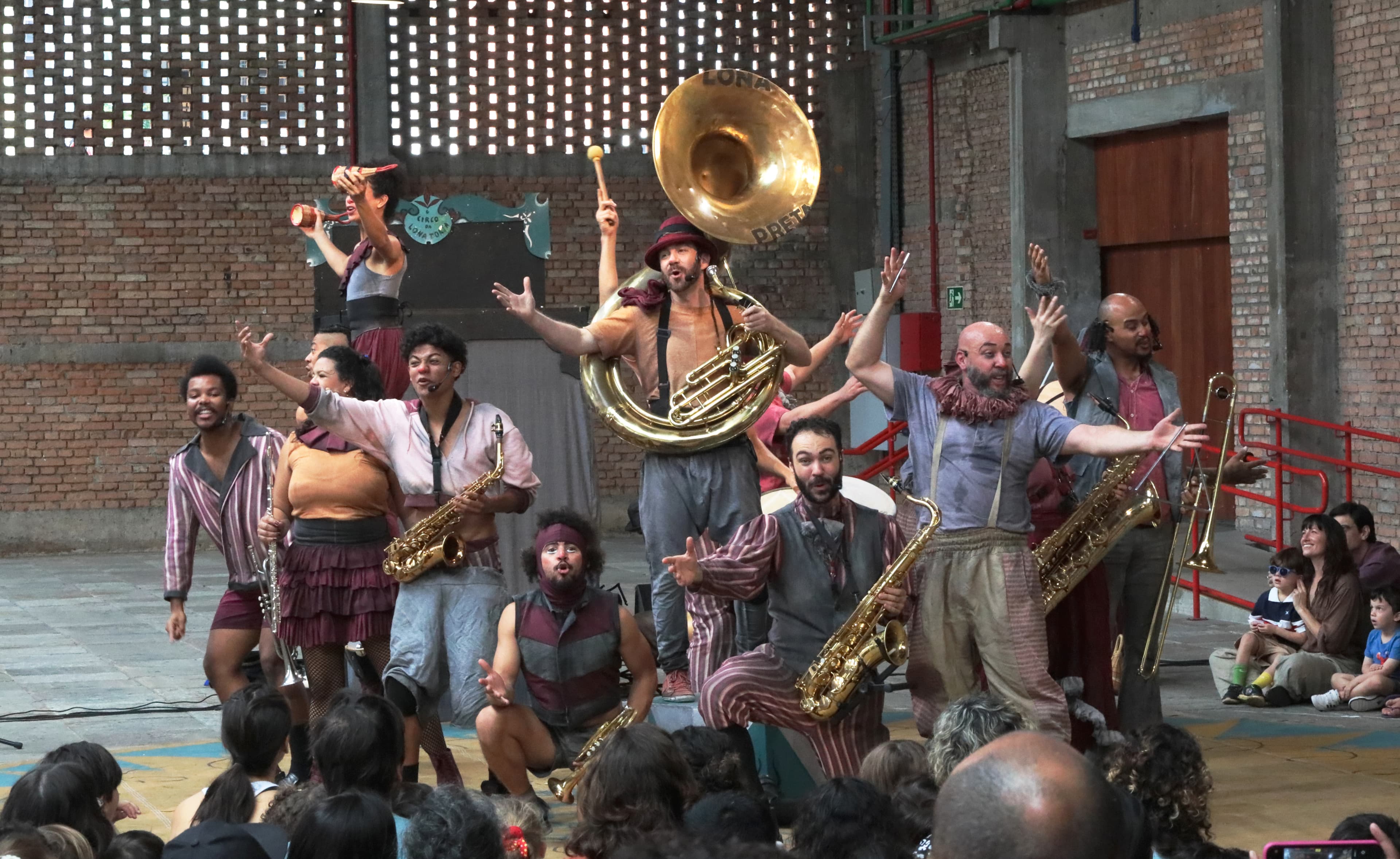 O Circo Da Lona Torta